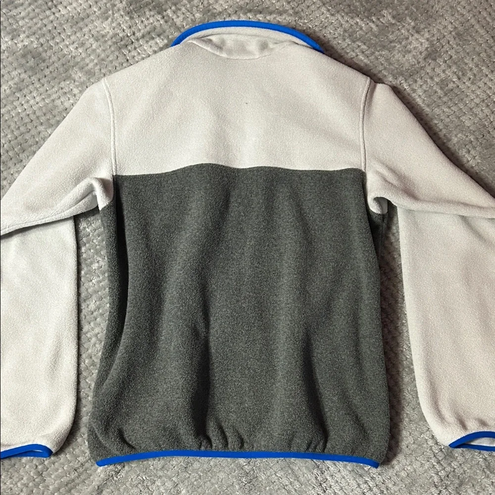 Patagonia Two-Tone Fleece Jacket with Blue Accents - Picture 6 of 6